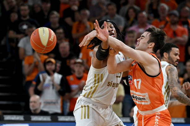 充分发挥凯 充分发挥凯