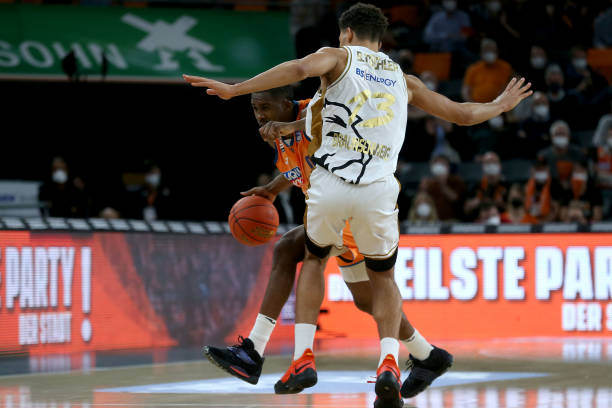 融入球队的 融入球队的