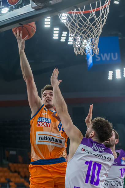 守住了平局 守住了平局