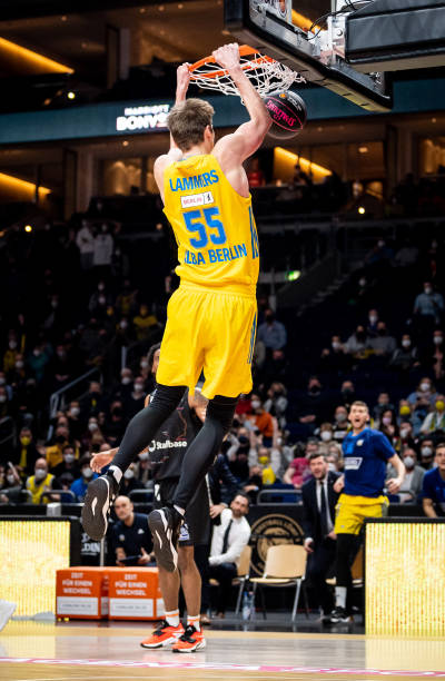 00万美元 00万美元